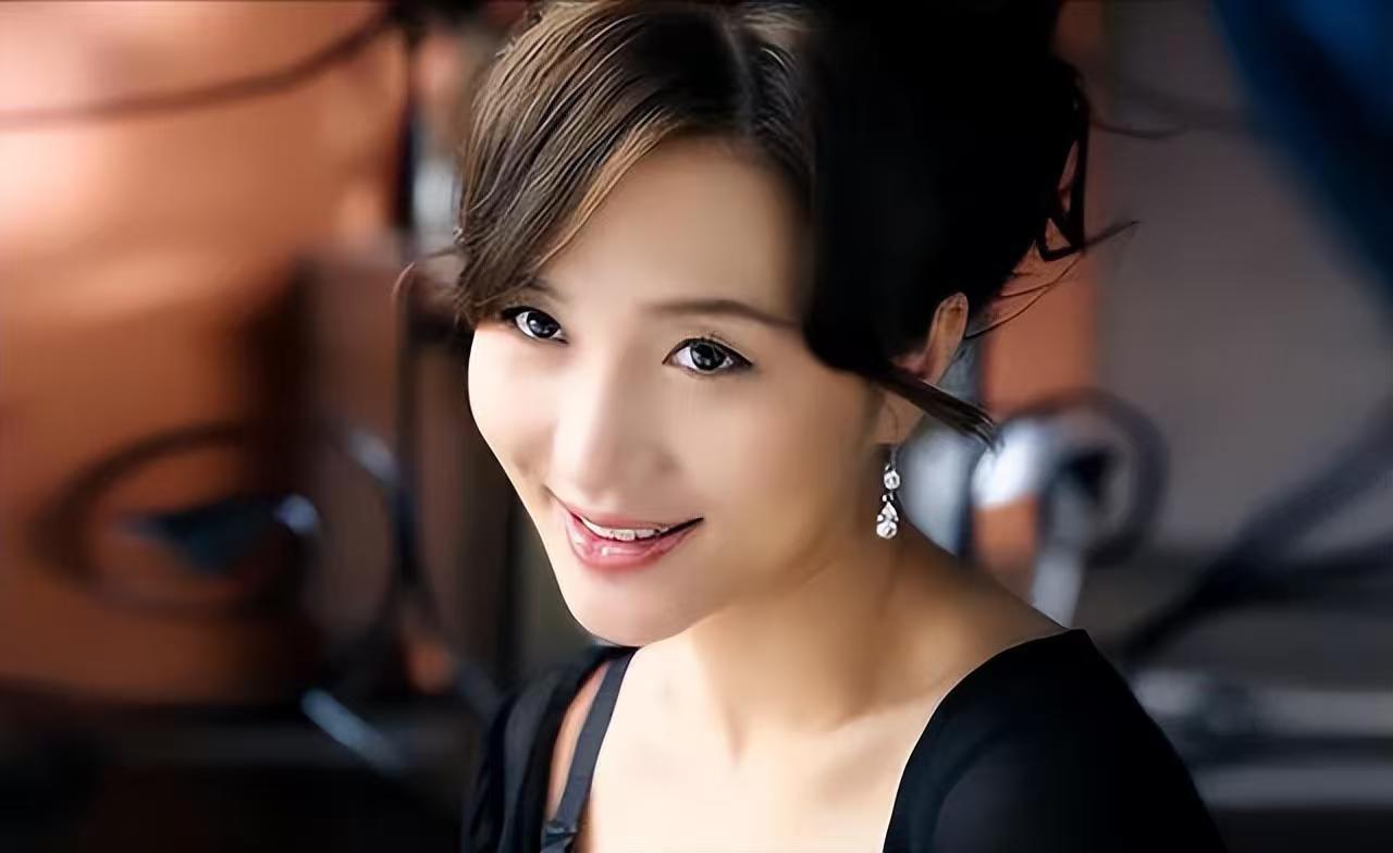 阿朵，太有共鸣了！李荣浩公开指责单依纯强行侵权自己的作品《李白》后，很多创作者