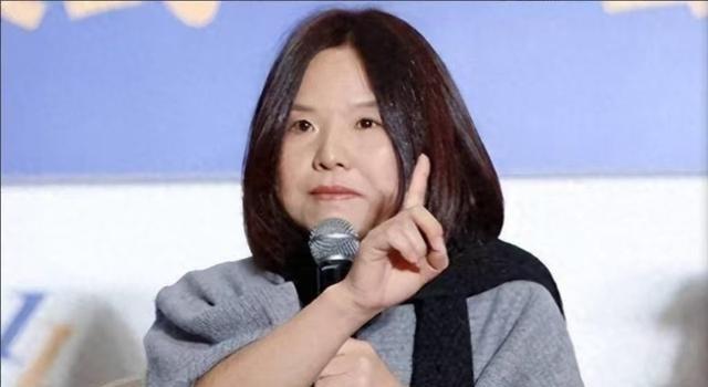 “中国的钱我是不会还的！”一位女企业家曾欠下200亿巨额债务，却一分钱都不还。随