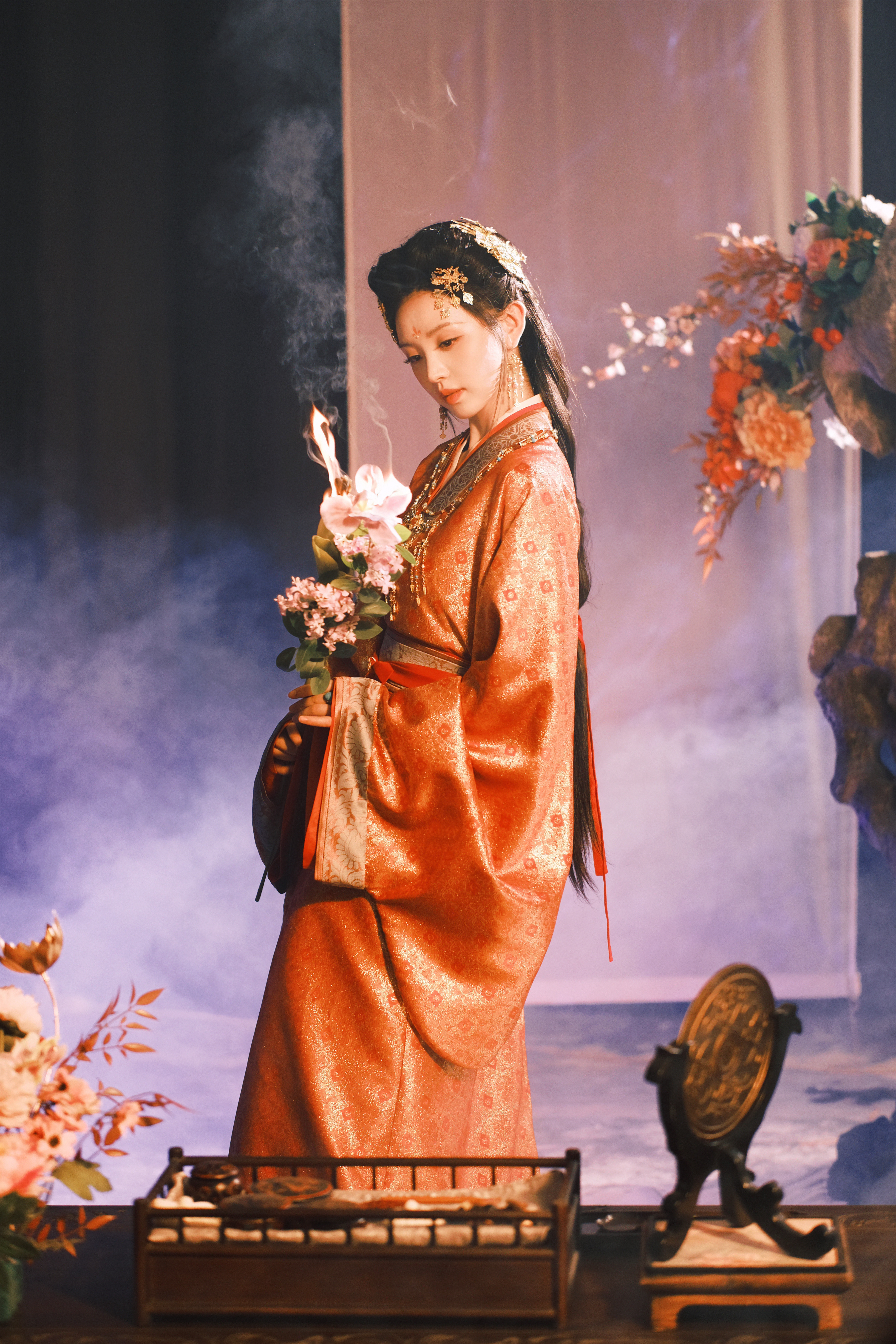 漂亮橙衣～～～🍊🍊🍊田曦薇《嫁金钗》☽剧照-橙衣+花钿+珍珠妆