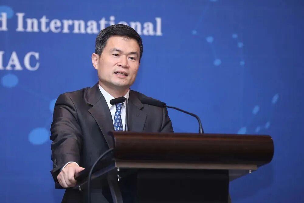 7月24号，金融圈炸出一个大新闻，直接刷屏全网。曾经的证监会副主席方星海，正