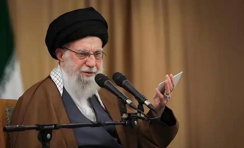 添油战术就是送死！只要这次的战争打响，伊朗唯一的活路，就是把家里那一万枚导弹当成