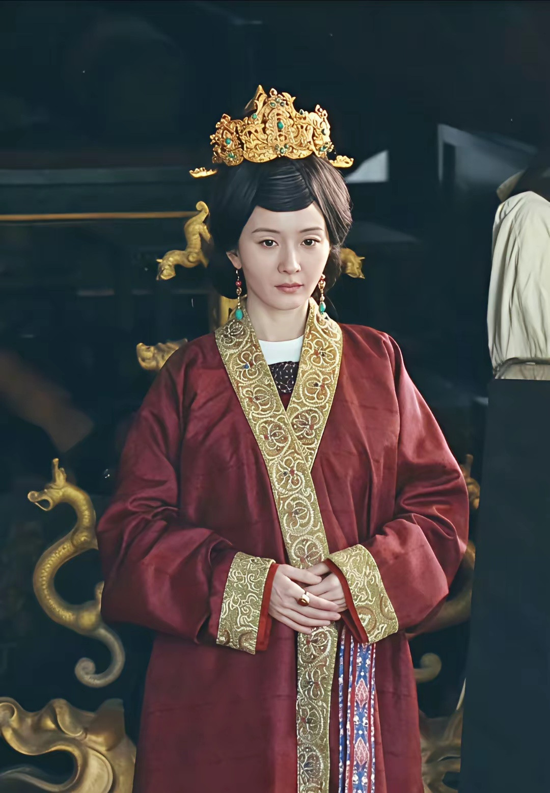 杨幂冯太后的老年妆，神似刘诗诗是怎么回事？