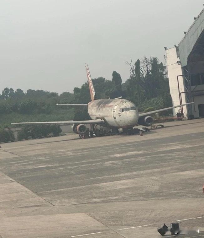 好家伙！印度航空最近上演了一出离谱的