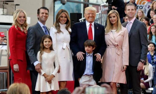 特朗普家族将总统权力玩成了“家族生意”！ 再次执政后，军工、加密币齐发力——