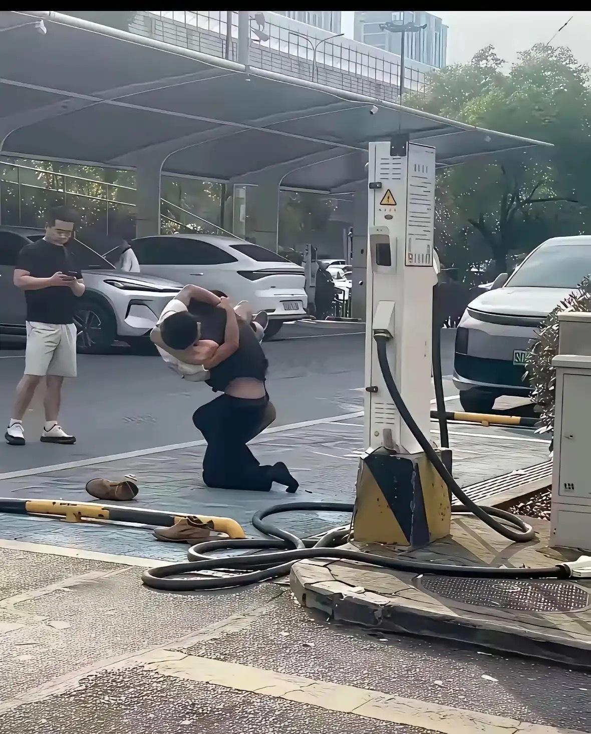 难怪很多人不喜欢买电车