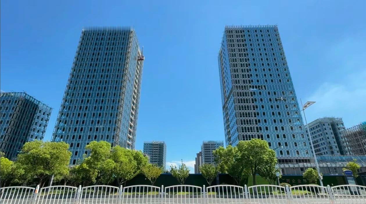 江苏盐城：投资50亿元科研总部办公群即将落成在长三角北翼绿色产业升级的关键节点