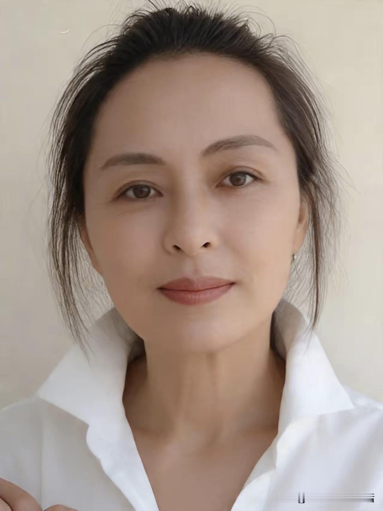 现在绝大部份的女人都在说同一个问题就是婚姻不能将就我就搞不懂到底是谁在将就
