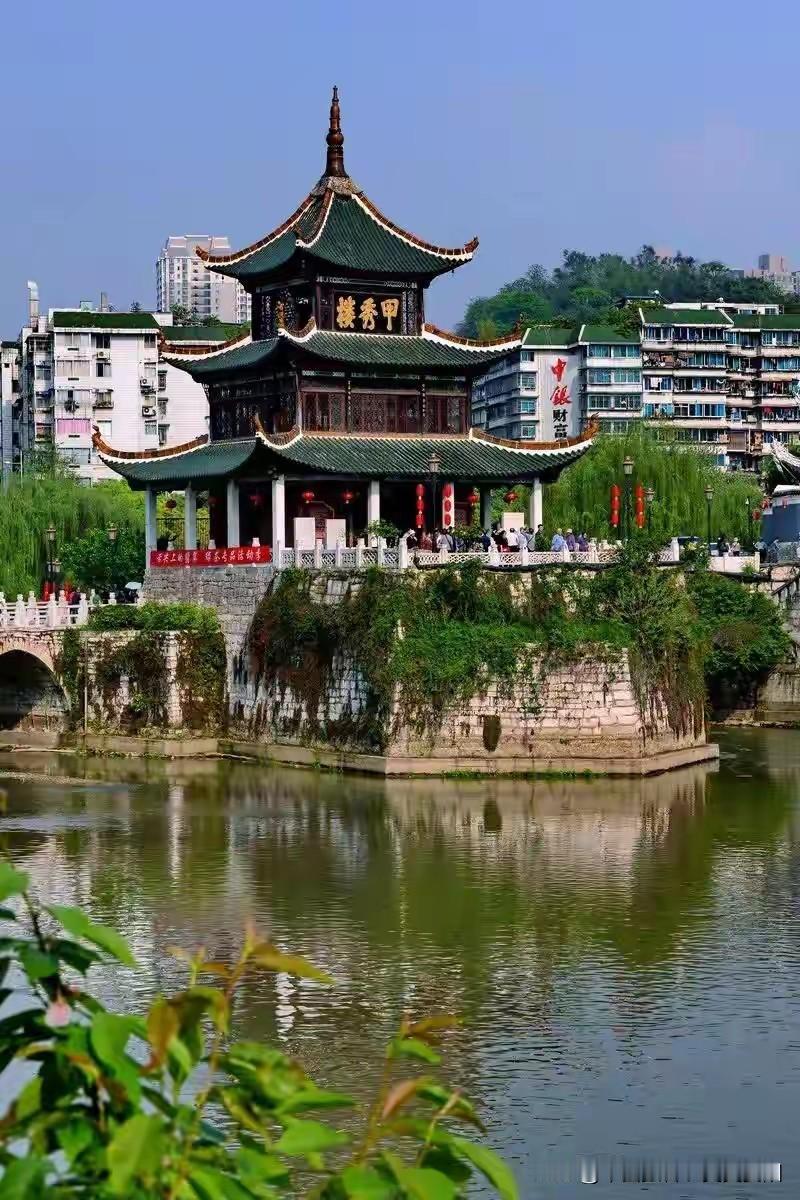 十五五贵阳这样干未来五年贵阳将以更高定位，更高使命。更高规格打造更宜居、更