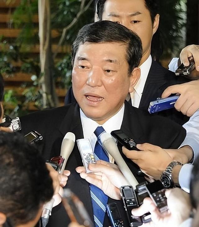 “军国主义是少数”？看看日本对二战的态度，整个社会的回避早就超出了“少数人”