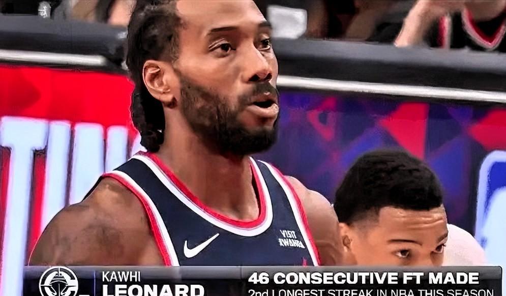 小卡真是太稳了！在今日快船对阵开拓者的第四节比赛中，小卡已经10罚10中拿到21