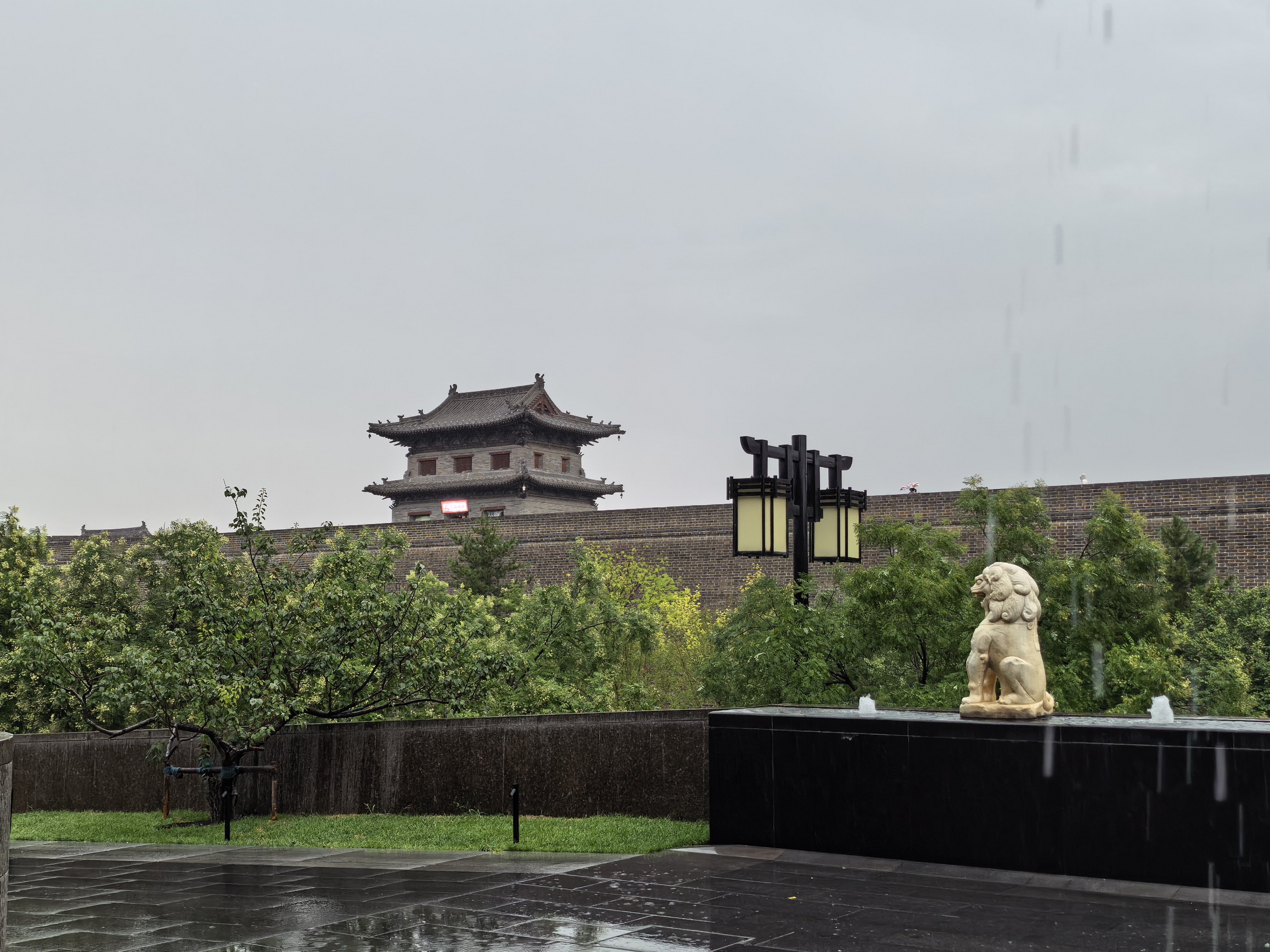 大同的雨大同·大同既下山·SUNYATA酒店