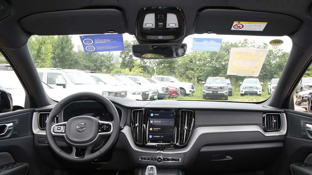 约45万元起,新款沃尔沃XC60售价曝光,内外更新,中型SUV
