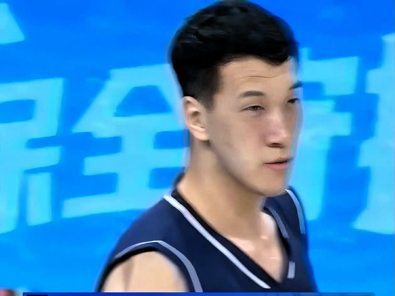 杜润旺就像是神经刀，你以为他不行的时候，他好像突然又行了，你以为他要支楞起来了，