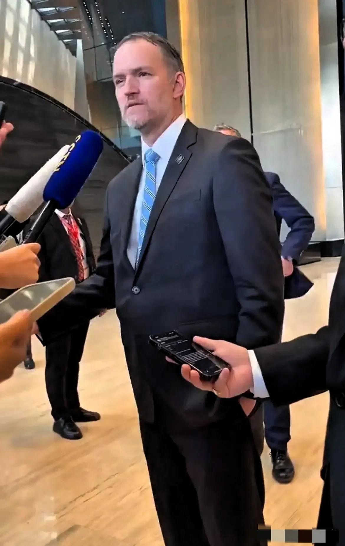 美商务代表格里尔再放狠话，中美协议只是战术性休战！刚签协议就变脸？美商务代表放