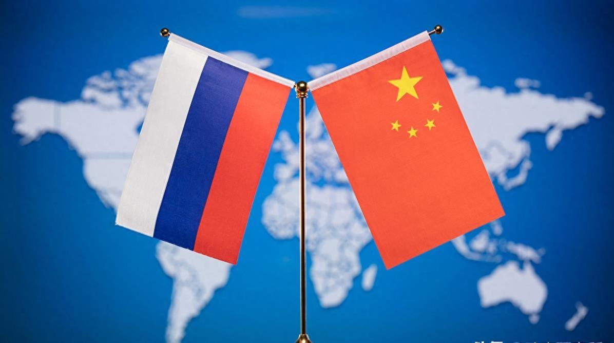 纵观俄罗斯的外交史，会发现一个很有意思的现象：这个国家无论国力鼎盛还是衰落，无论