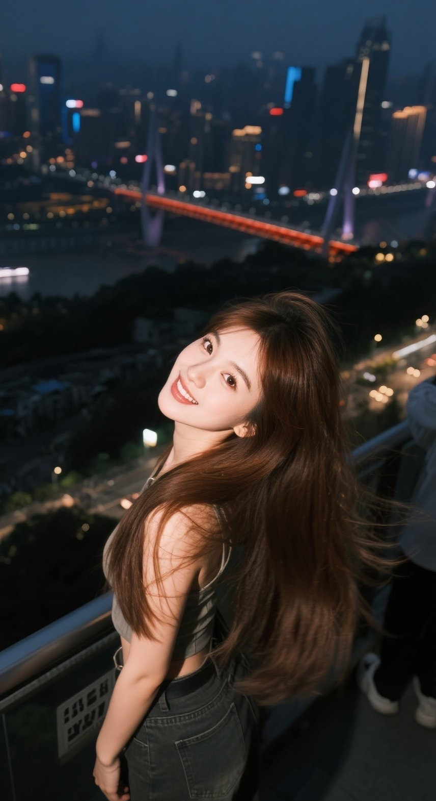性感尤物出没，夜色为她沉醉