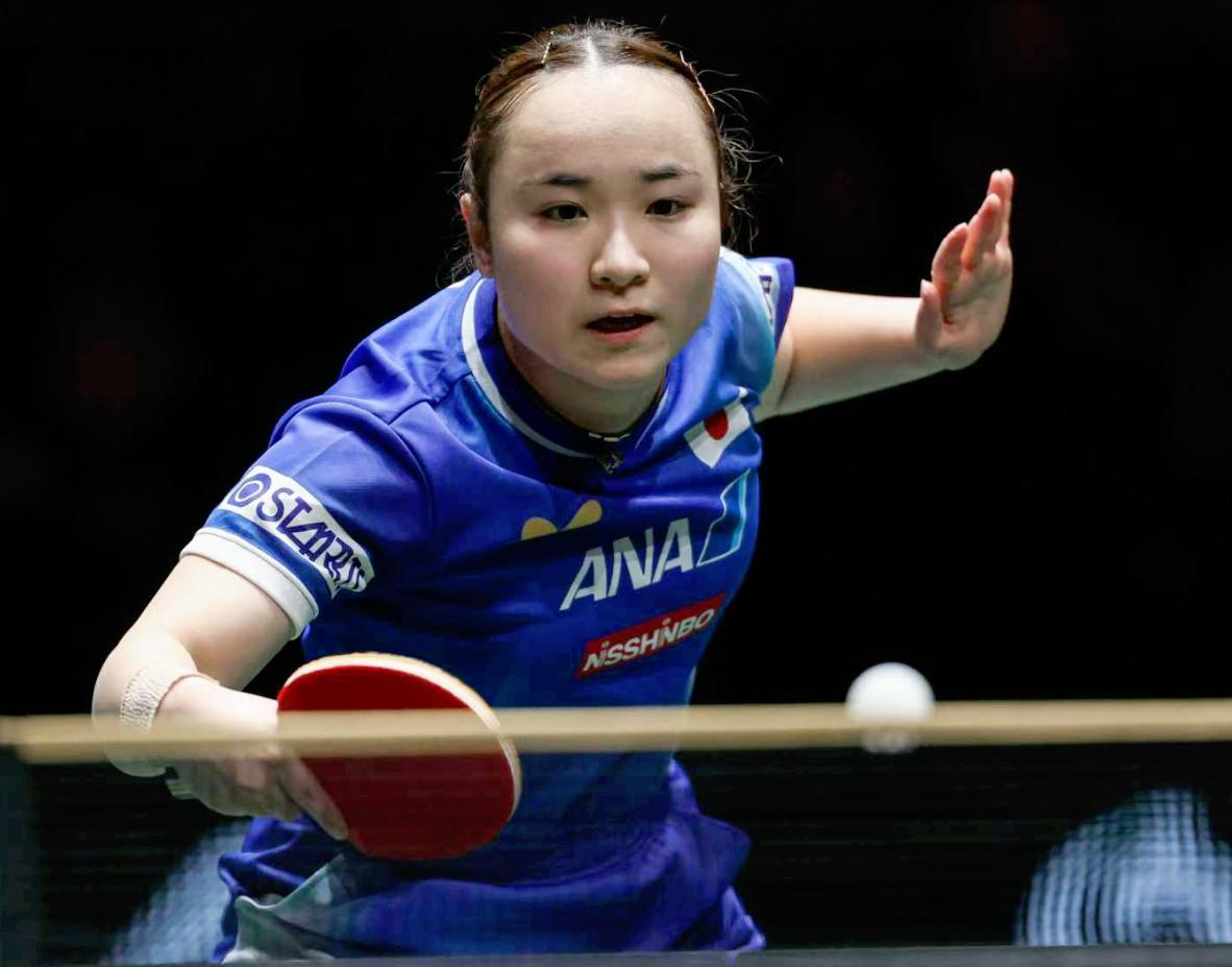 【伊藤美诚状态神勇，第二局大比分落后还能逆转拿下这一分】能在王曼昱手下拿到一分也