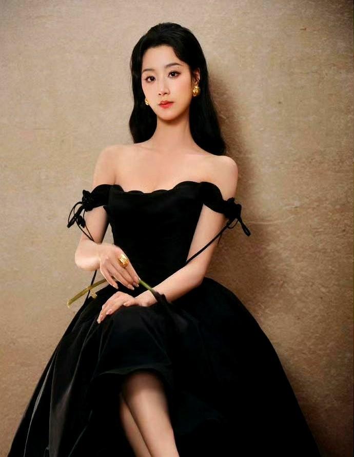 王小亿自己也很郁闷她明明比郭宇欣还努力，剧本也亲自把关，结果自己拉着刘萧旭演