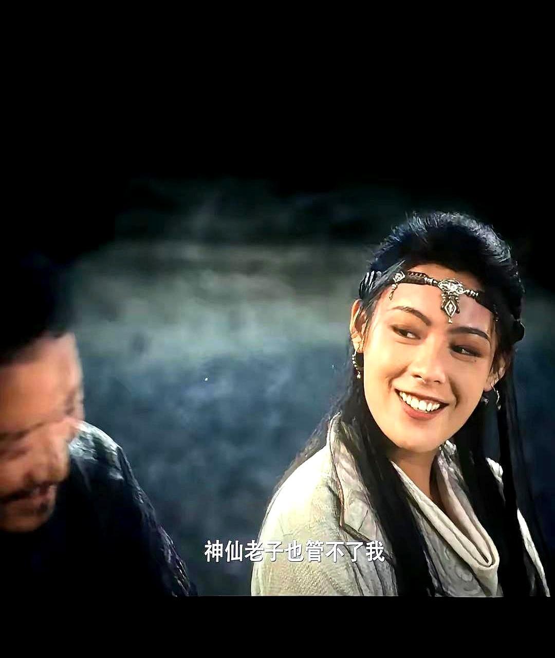 吻戏删了，手链断了，武侠活了。试映场弹幕炸锅：“别亲！”主创直接从剧