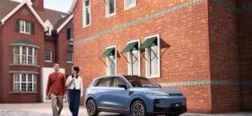 这就是赤裸裸的现实啊!电车30万:使用10年，电费1万，卖1.5万;油车
