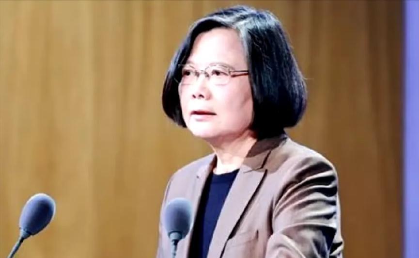 “台独”垂死挣扎！蔡英文近日在英国剑桥大学发表演说时宣称，台湾是“区域安全不可