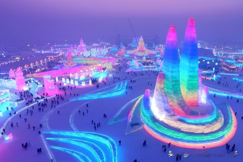 哈尔滨冰雪节对城市形象的提升那可太大了。从历史上看，哈尔滨是中国现代冰雪运动发源