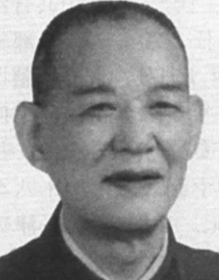 1941年秋，保卫部部长钱益民，突然下令让所有警卫员下河洗澡，而当小伙子们脱光衣