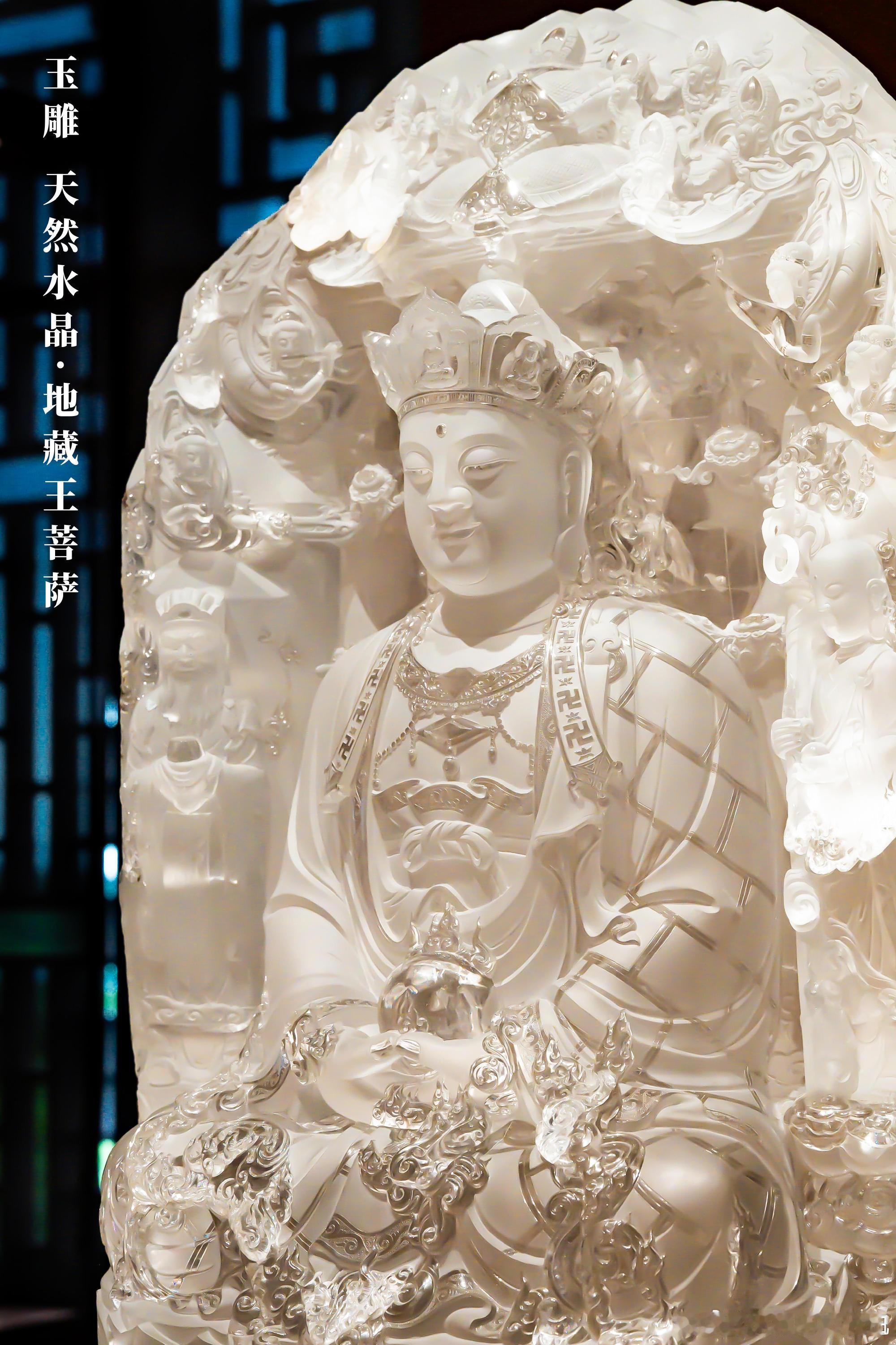 不要忽视中式美学的力量我们总容易忽略身边的中式美感，亭台楼阁的布局、素雅的传统