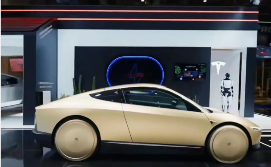 没有方向盘，没有脚踏板，甚至没有后视镜，这样的车能坐么，特斯拉首辆赛博无人驾驶电