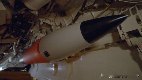 美国成功试射无弹头B61-12核弹：已知2025年8月，美国成功试射了B6