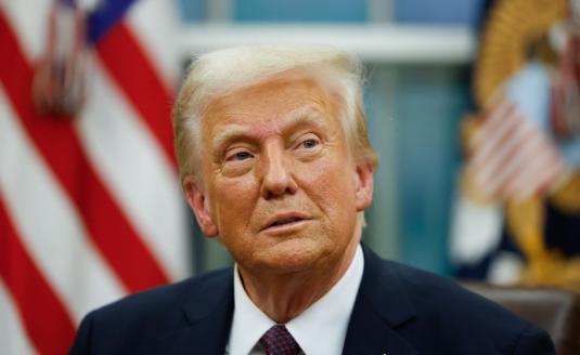 德国总理默茨今天说：“美国政府——不仅仅是特朗普上台之后——反复告诉我们：当你们