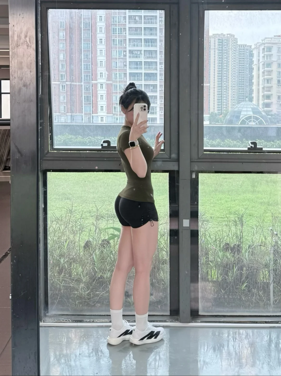 已来乱穿LIVE