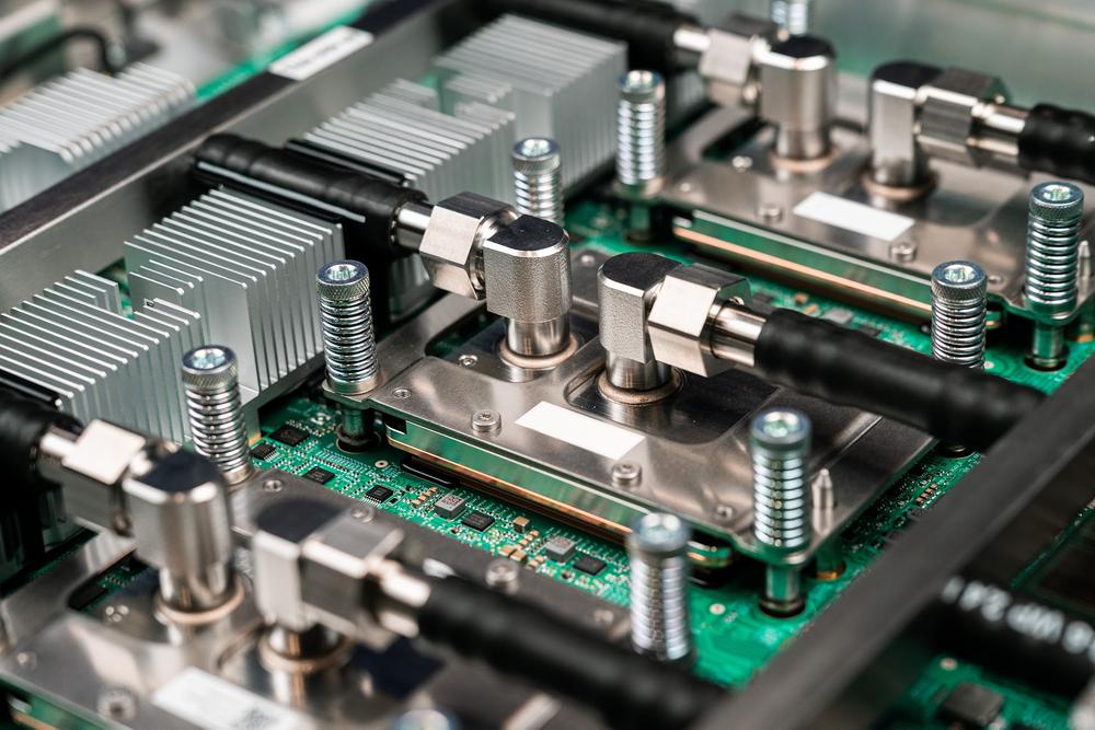 谷歌自研TPU想要硬刚英伟达？你知道CPU、GPU、TPU的区别吗？三者的差