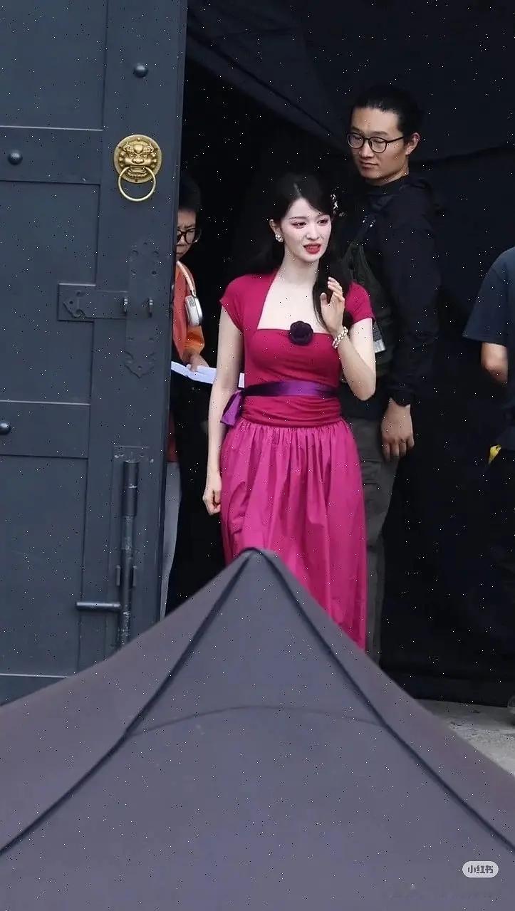 老🚢每天都在穿什么丑衣服背面更是一言难尽