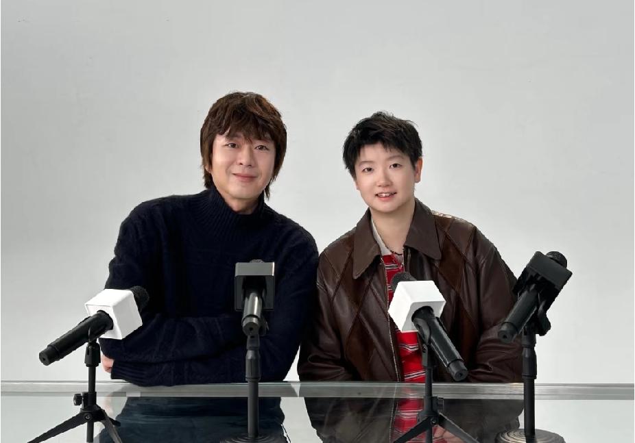 谁懂啊！孙颖莎这张ELLE花絮照，直接把“松弛感”焊在身上了🔥照片里，孙