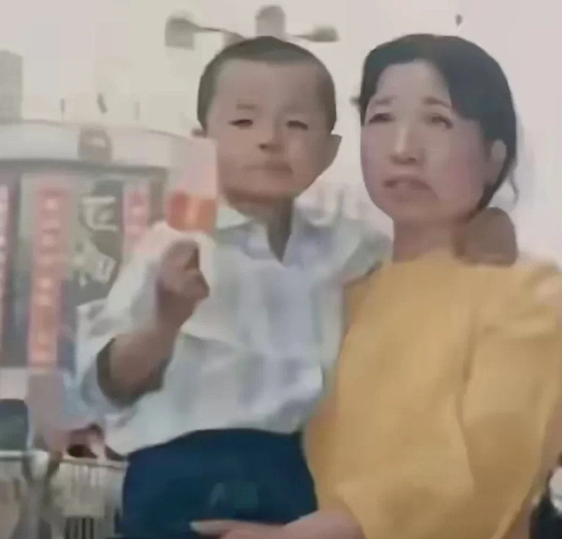 老杜这个母亲，她的亲情已经深入郭威的内心了！任凭许粉怎么呐喊，郭威就是对许姚的感