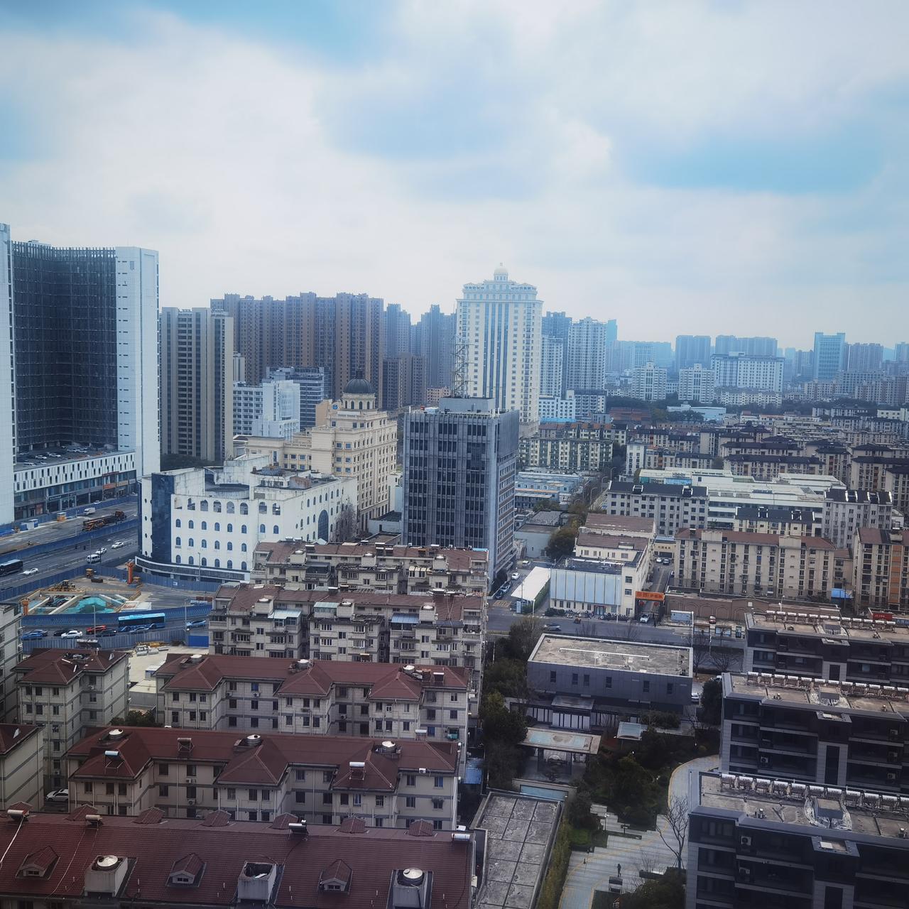 【婚姻的幸福指标】在无锡，彩礼18.8或者28.8万，两个档次最普及。三金必