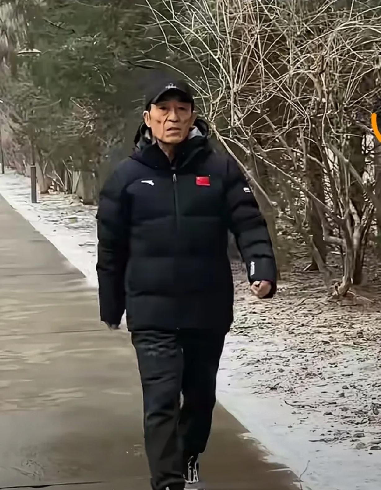 张艺谋对《主角》的建议肯定提升了剧集质量。在这个“短平快”的影视时代，他为剧定下