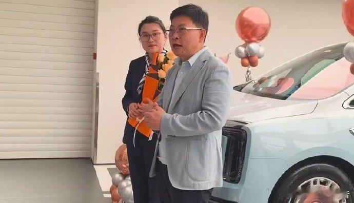 #问界成本降低或降价#这场调整并非网传的双方分手，而是车企成长之后合作模式迭代。9月24日余承东回应