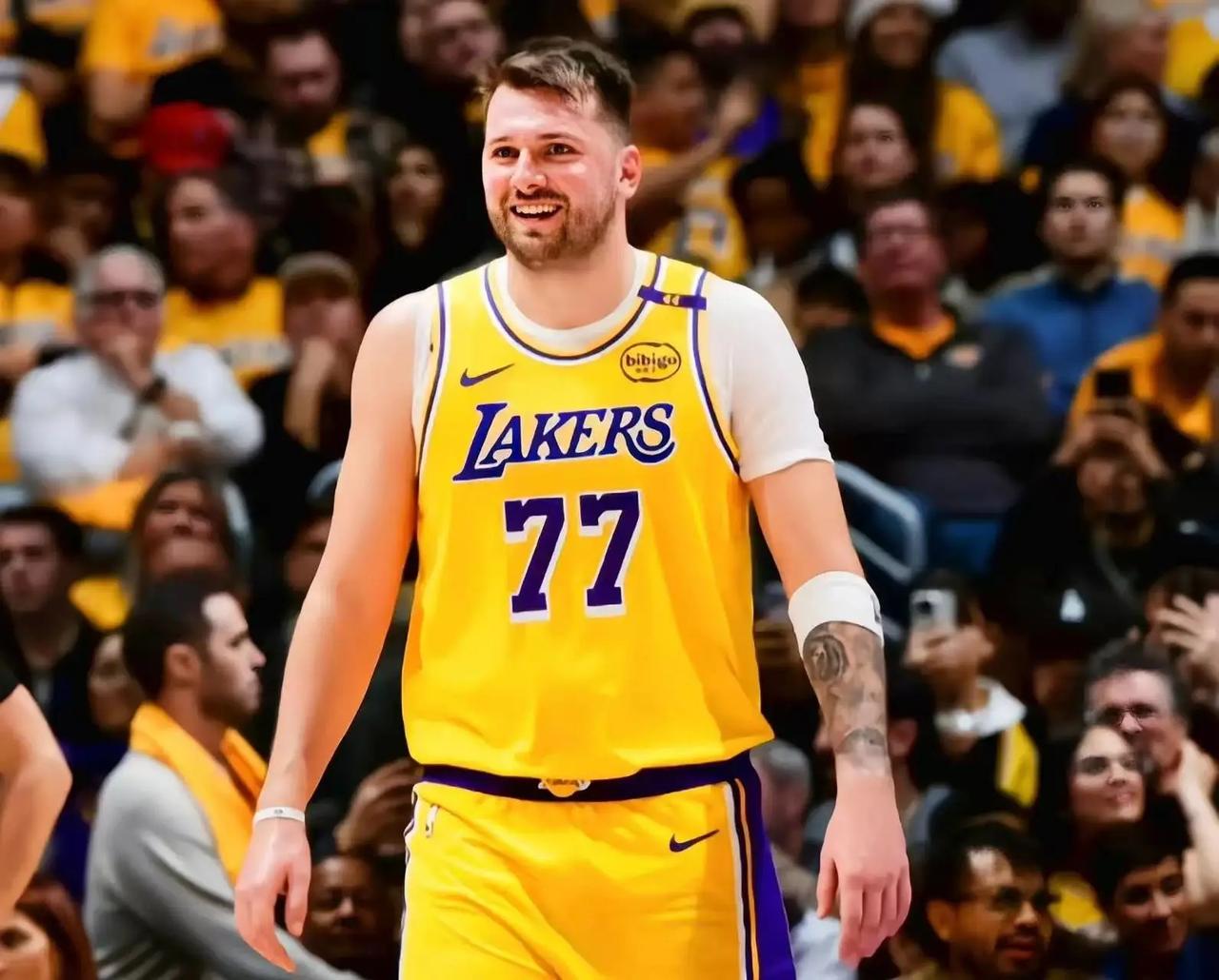 NBA本赛季得分榜：1、东契奇：33.5分2、亚历山大：32.13、马克西