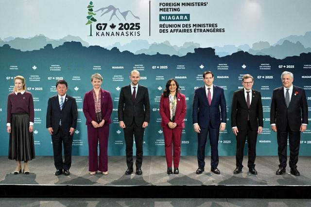 法国牵头搞“稀土北约”？G7这步棋，恐怕走不通5月7日，法国将召集G7成员国