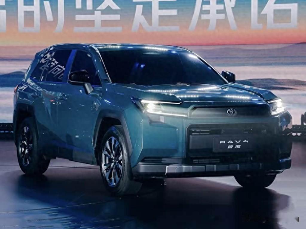 一汽丰田RAV4荣放长期畅销，成为全球超过1500万用户的选择，并非单一因素促成