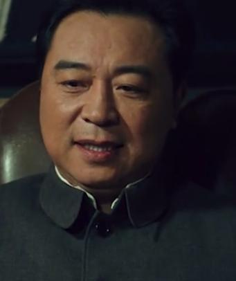 演员张晞临说：“当年，我中专毕业后，被分配到了北京外文印刷厂工作，几年后的一天，