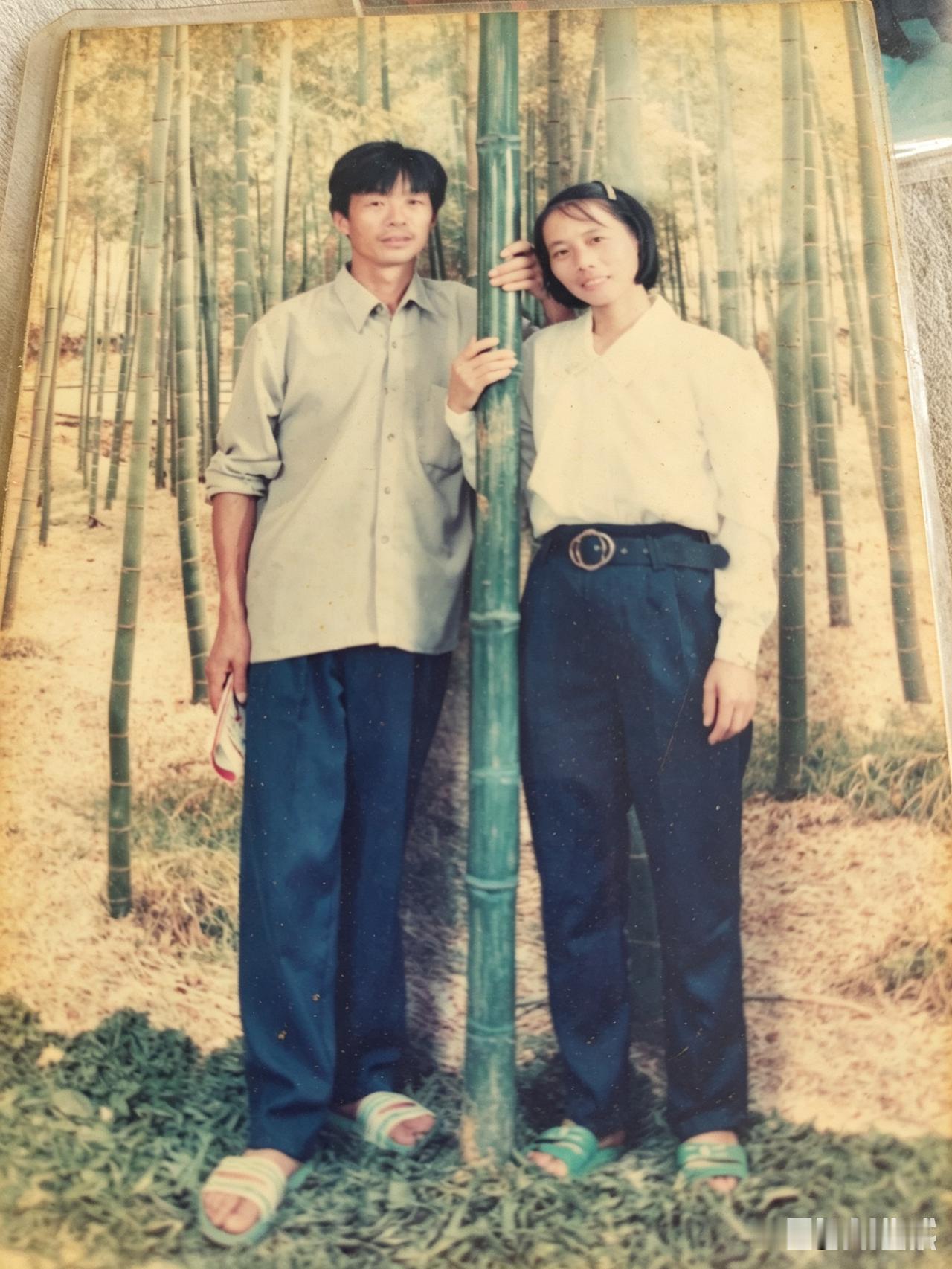 两代人的婚姻，真的太不一样了今天刷到一位博主写的一段话，说得特别真实：现在