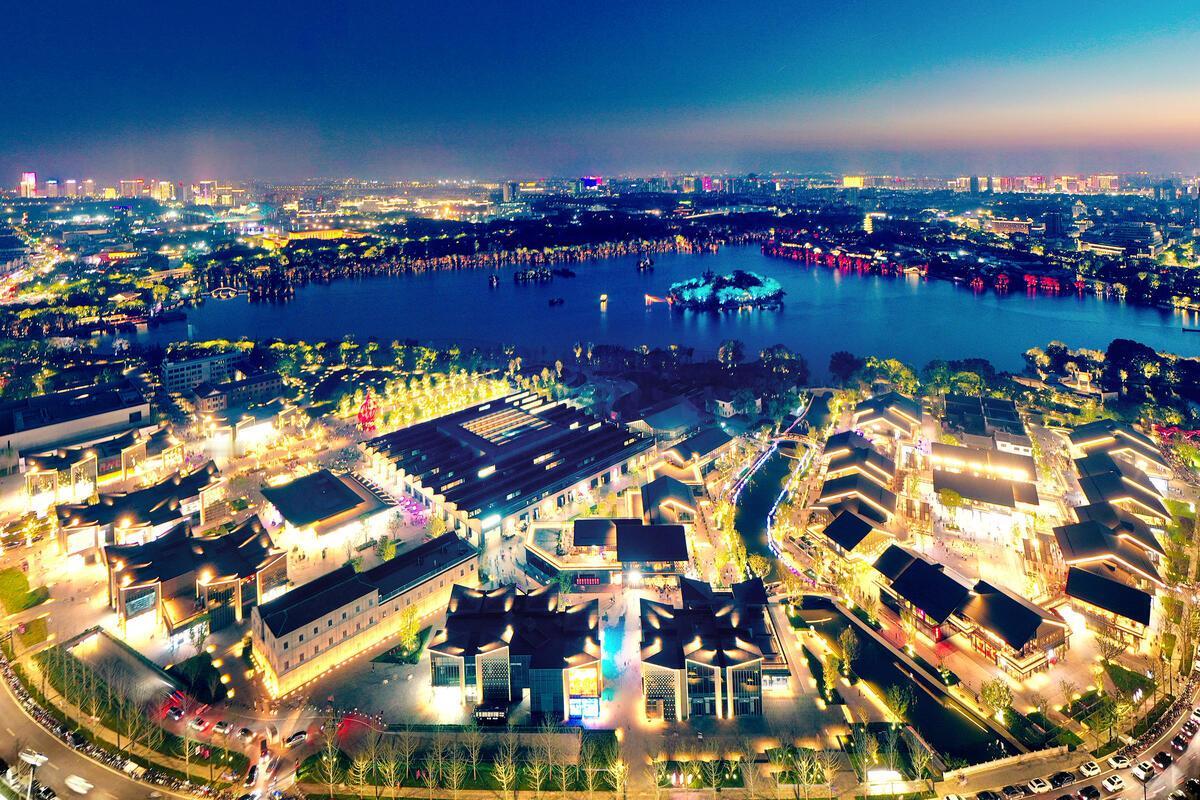 好房子才是硬通货！2015年10月，浙江嘉兴房价均价5912元；2016年1