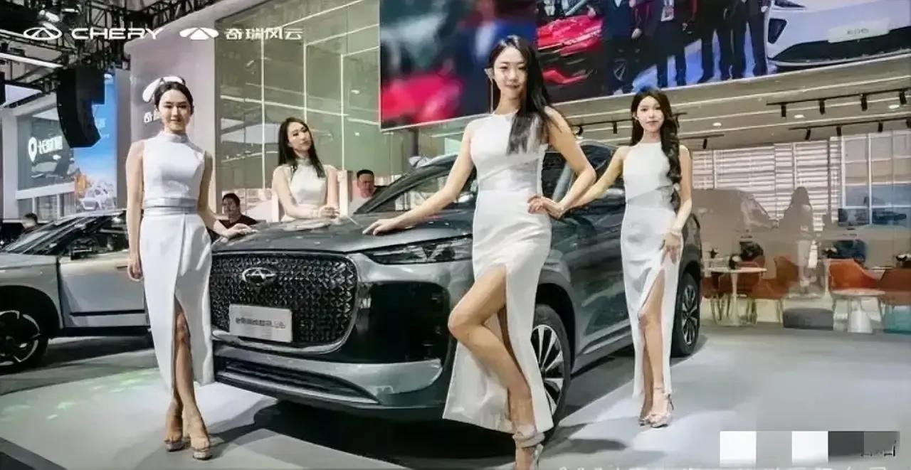 2025年买车新口诀，买车不纠结：1、要面子：买奔驰2、随大流：买比亚迪3