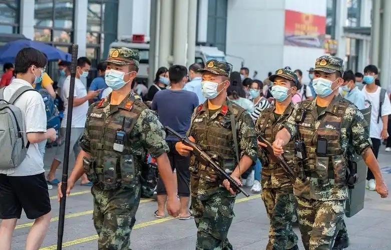 统一台湾后得派多少兵？说出来你绝对想不到！香港750万人驻军6000人，澳门68
