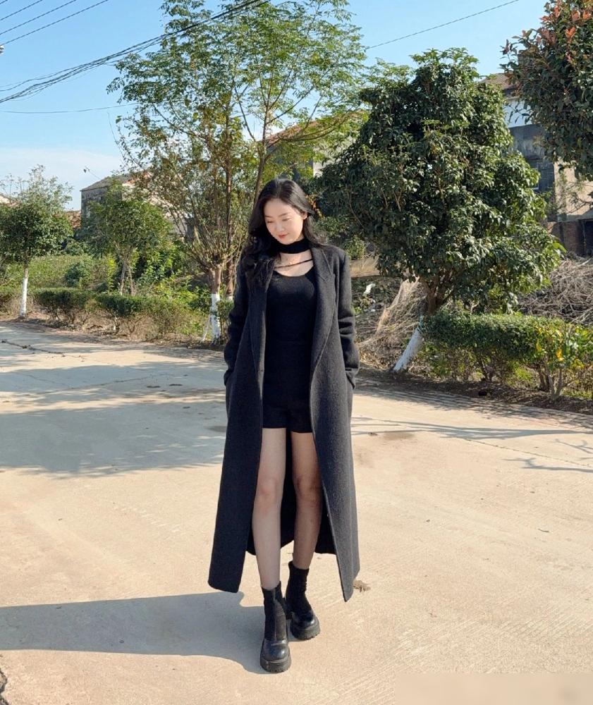 我是湖北人，单身三十多年了，未婚未孕，在外地工作，年底了可以带一个7080的单