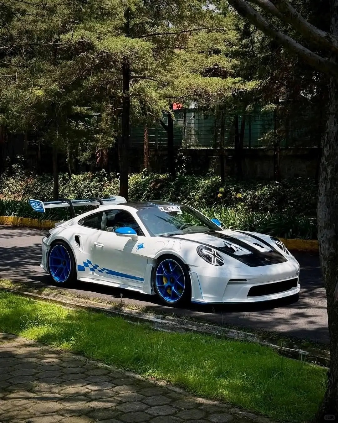 保时捷911GT3RS，大尾翼适合吃饭绝美车片​​​