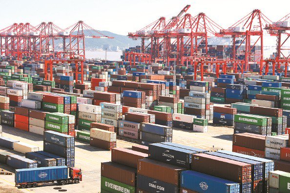 洋山深水港集装箱吞吐量突破2870.6万标箱